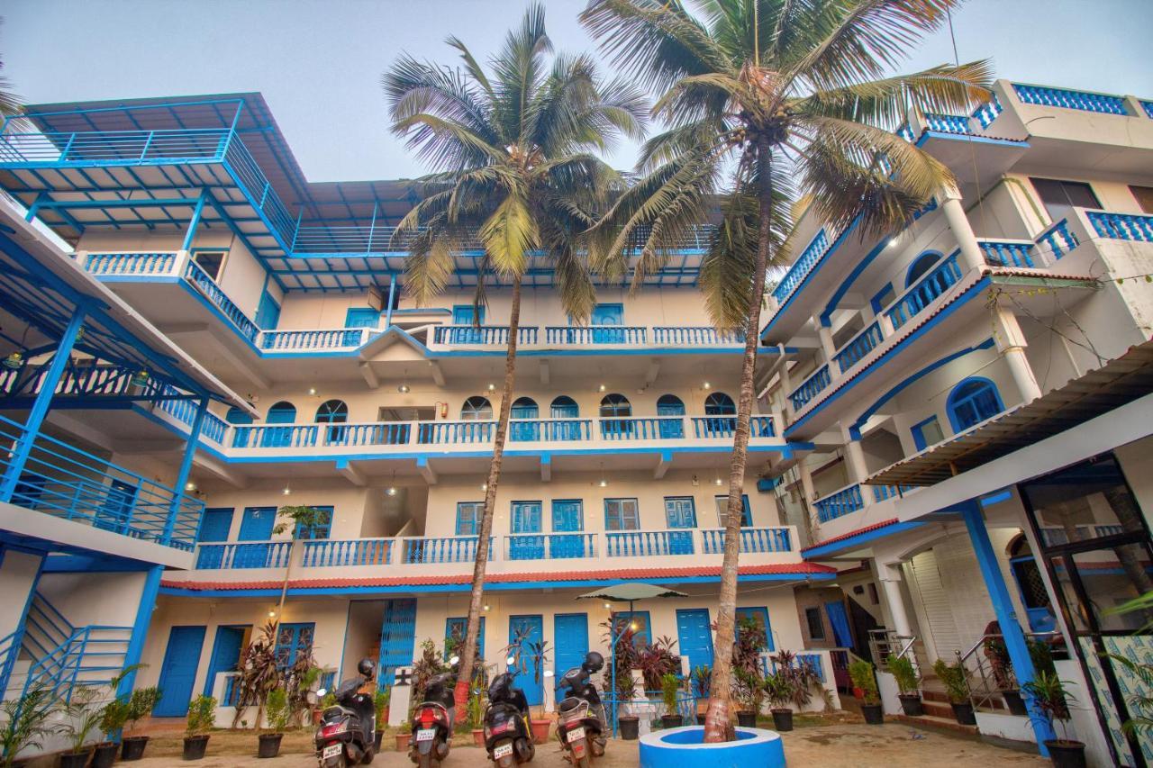 Mandrem Retreat Beach Resort Eski Goa Dış mekan fotoğraf