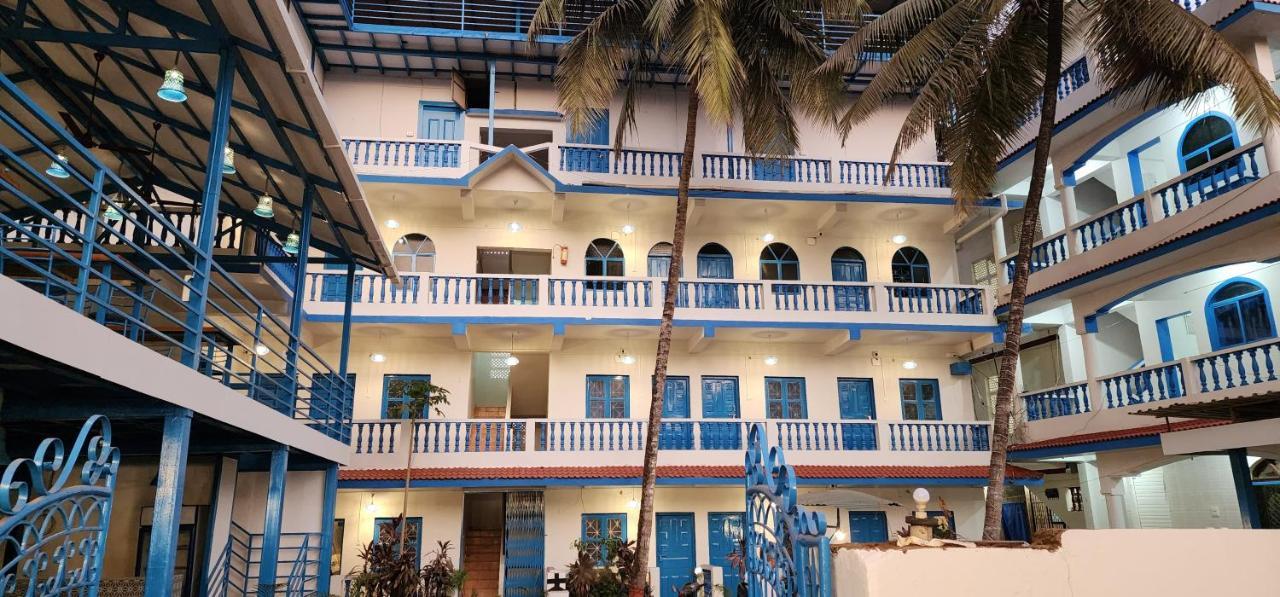 Mandrem Retreat Beach Resort Eski Goa Dış mekan fotoğraf