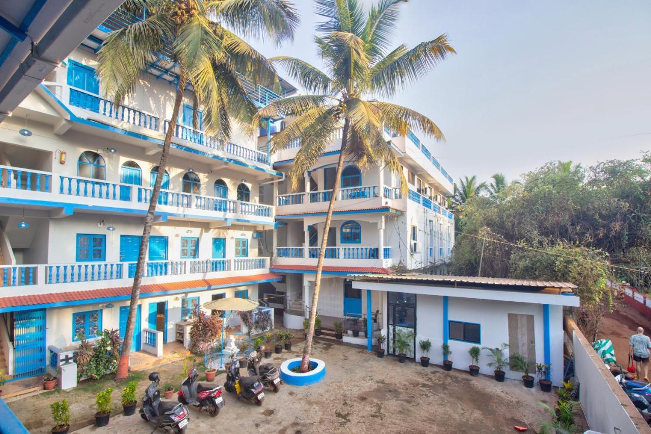 Mandrem Retreat Beach Resort Eski Goa Dış mekan fotoğraf