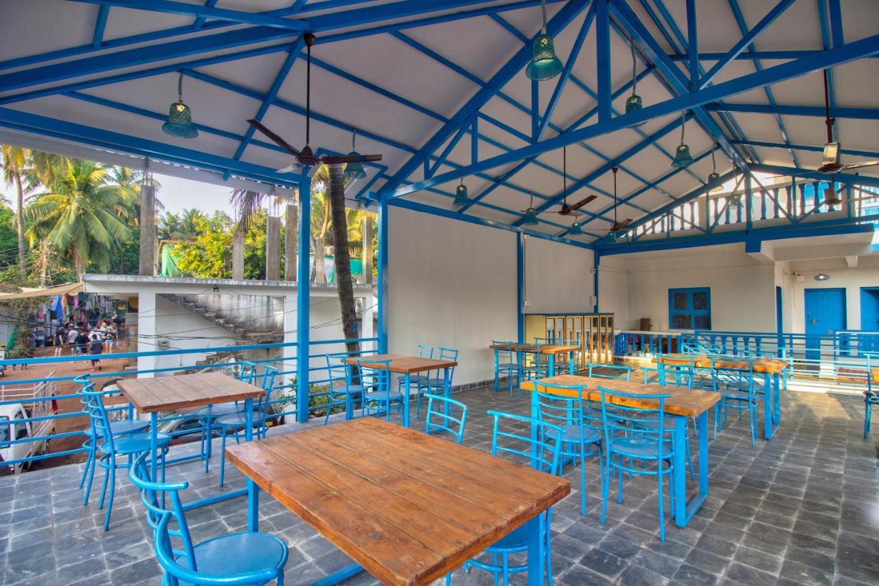 Mandrem Retreat Beach Resort Eski Goa Dış mekan fotoğraf