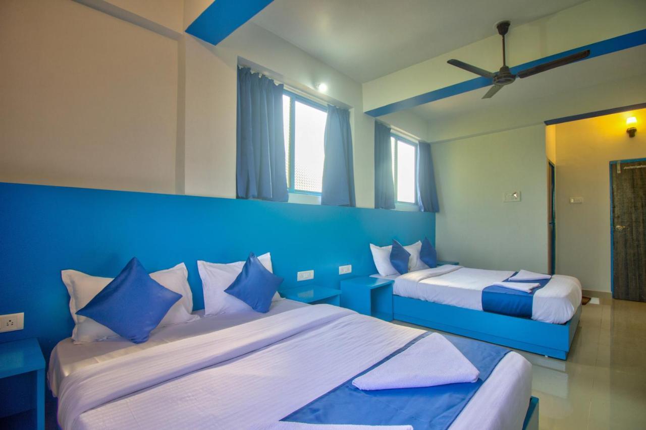 Mandrem Retreat Beach Resort Eski Goa Dış mekan fotoğraf