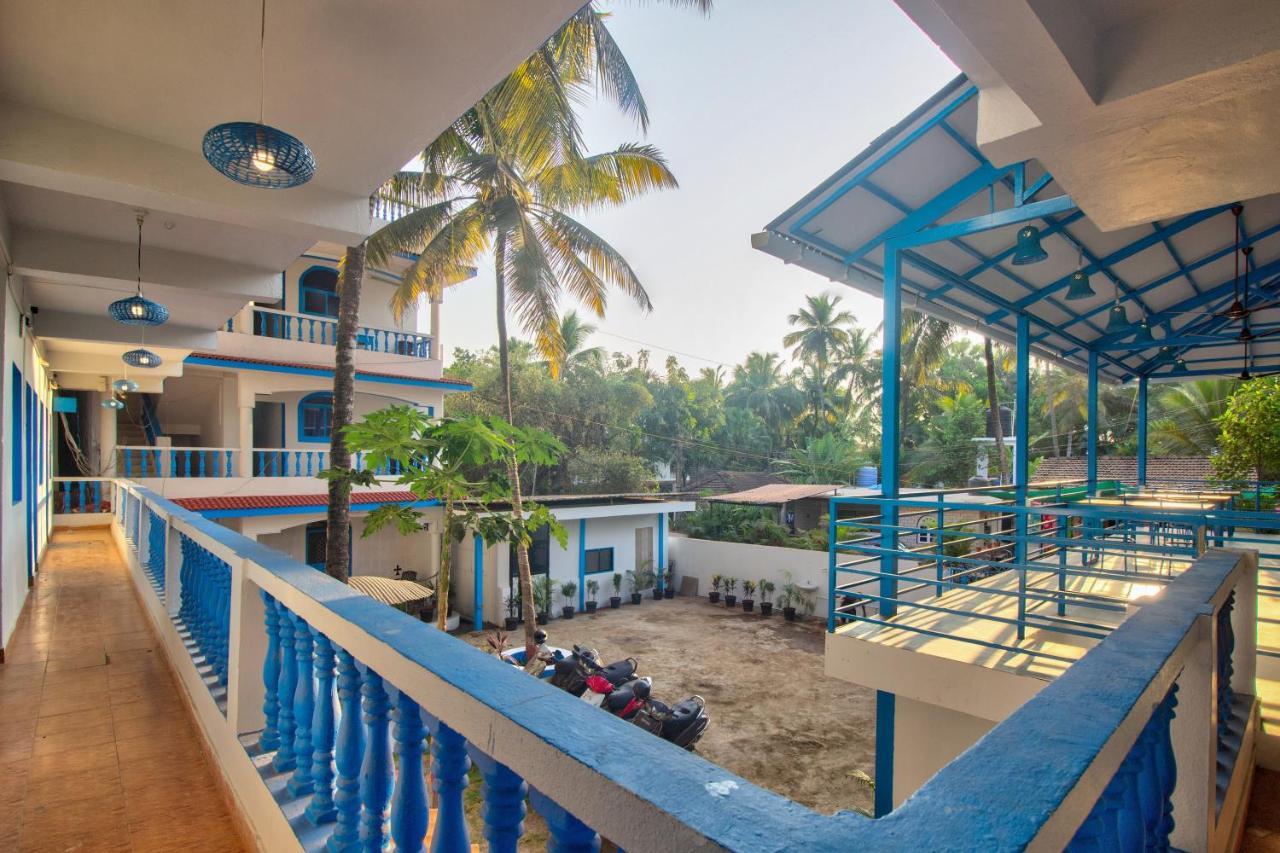 Mandrem Retreat Beach Resort Eski Goa Dış mekan fotoğraf