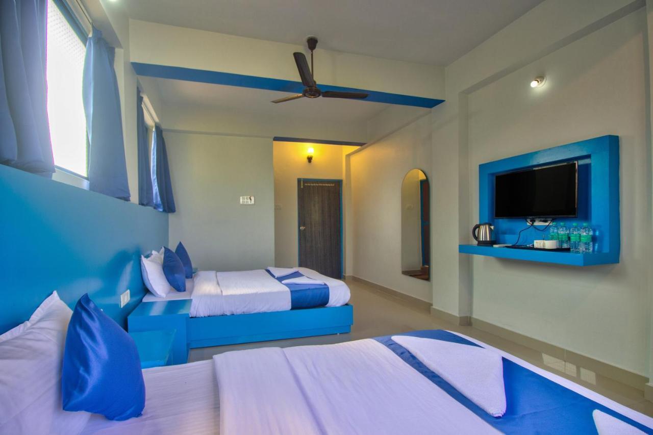 Mandrem Retreat Beach Resort Eski Goa Dış mekan fotoğraf