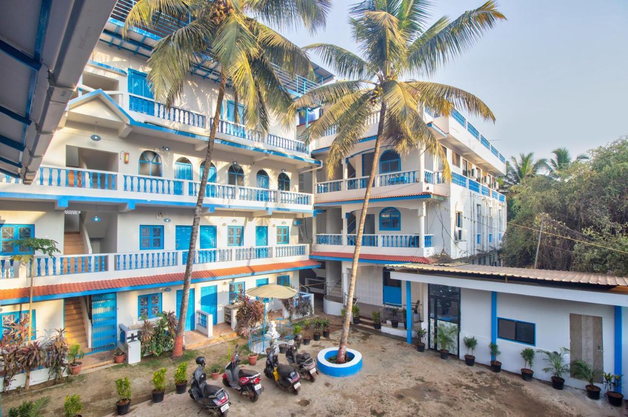Mandrem Retreat Beach Resort Eski Goa Dış mekan fotoğraf