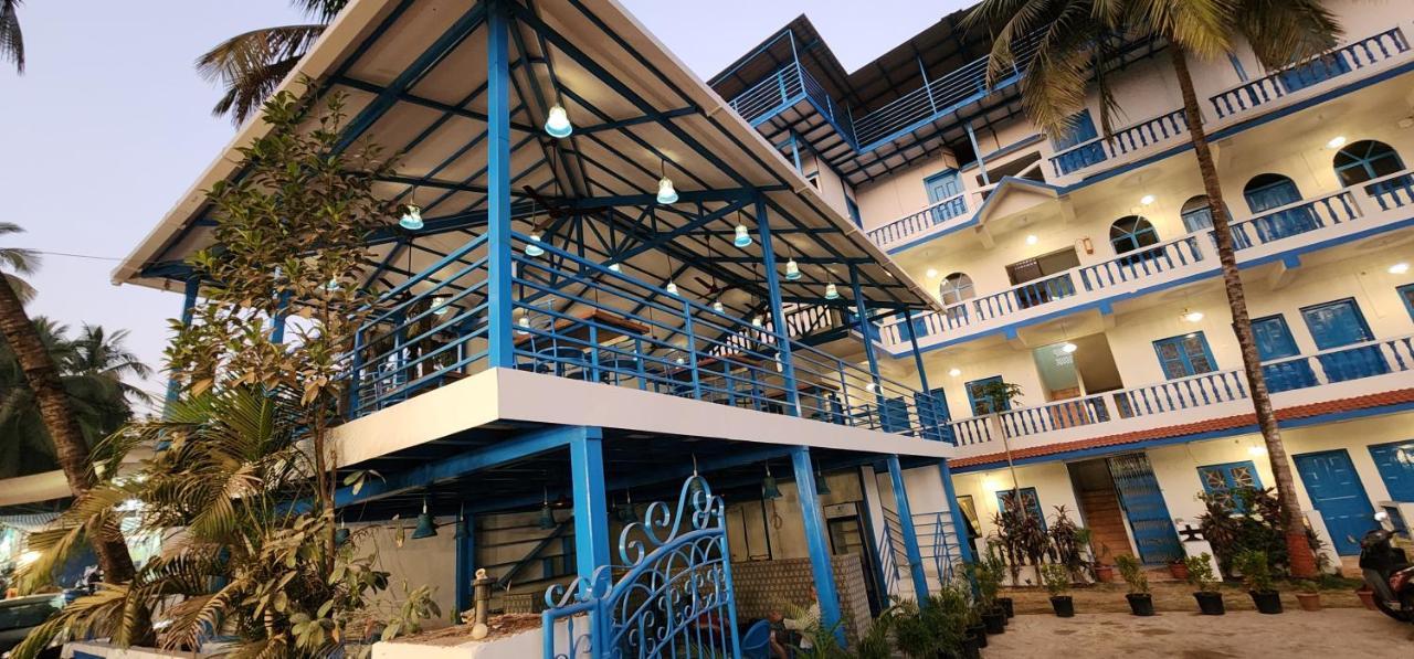 Mandrem Retreat Beach Resort Eski Goa Dış mekan fotoğraf