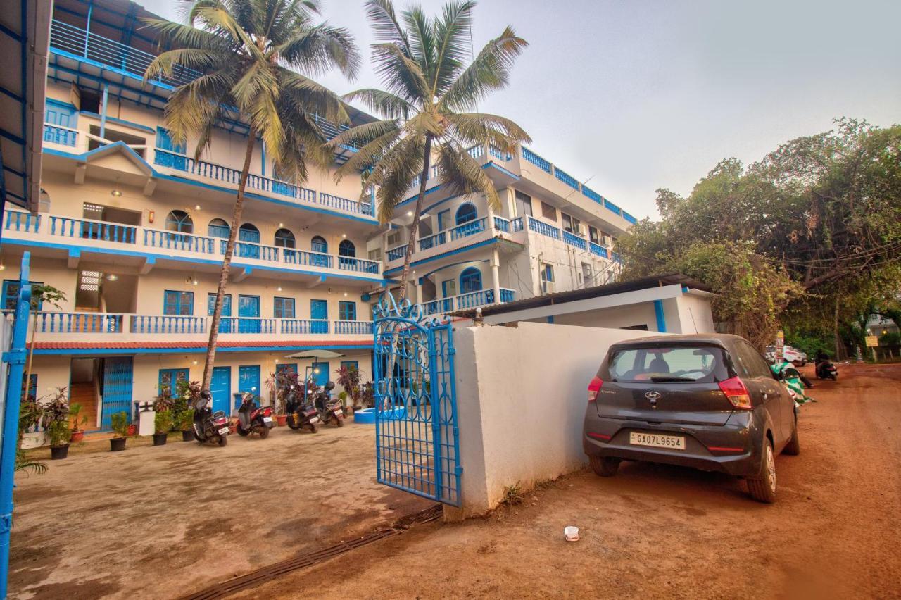 Mandrem Retreat Beach Resort Eski Goa Dış mekan fotoğraf