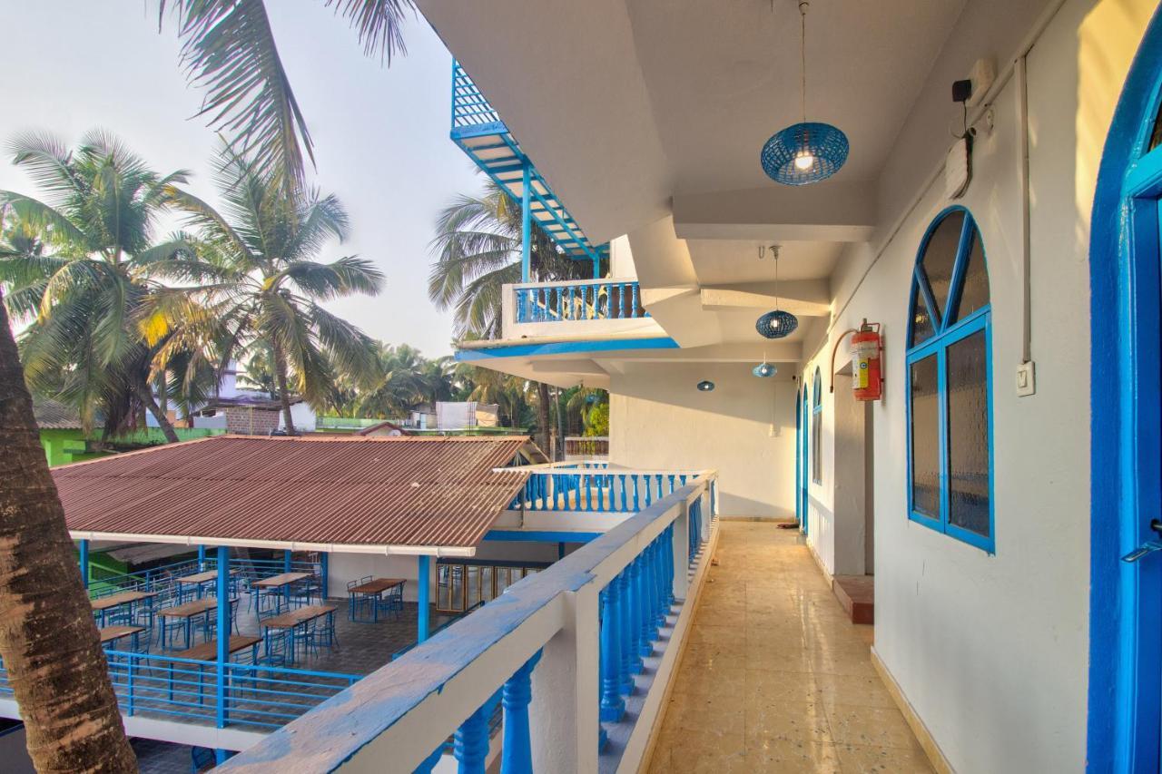 Mandrem Retreat Beach Resort Eski Goa Dış mekan fotoğraf