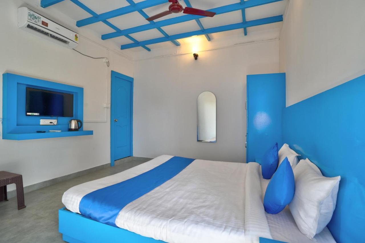 Mandrem Retreat Beach Resort Eski Goa Dış mekan fotoğraf